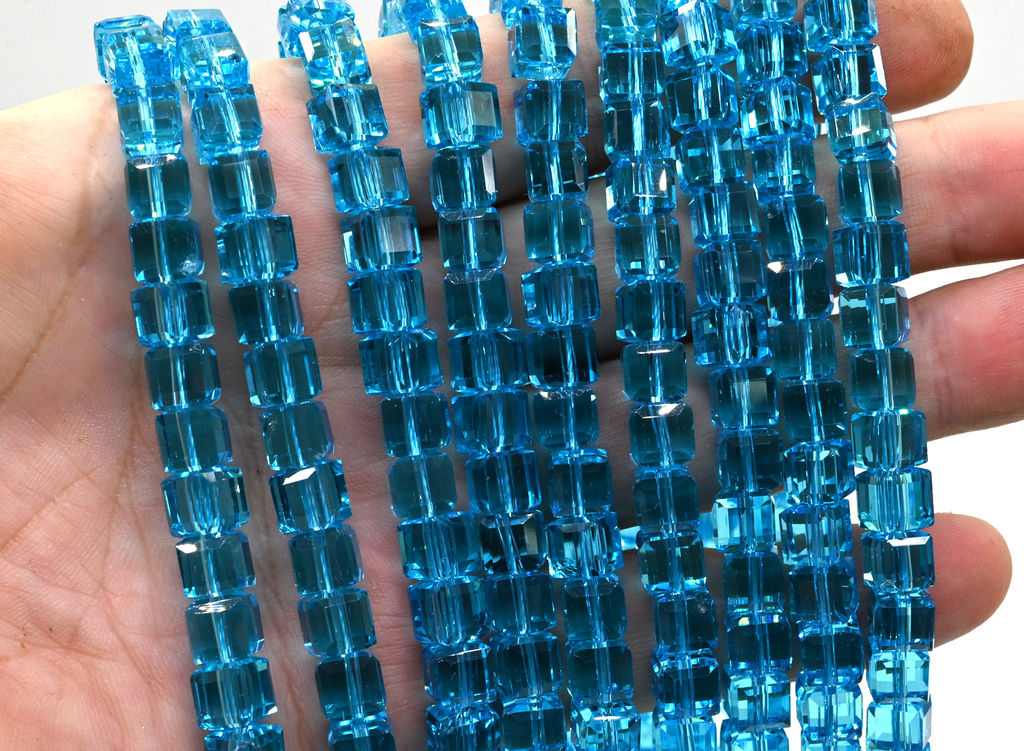 Бусины из циркона кубик гр.7*7мм цв.голубой, 39см, 59 бусин Радуга камня