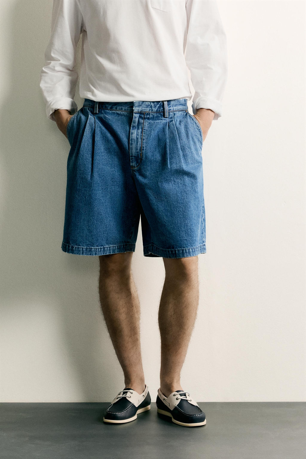 BERMUDA DENIM REGULAR FIT PLIEGUES / Azul medio - Zara фото 2