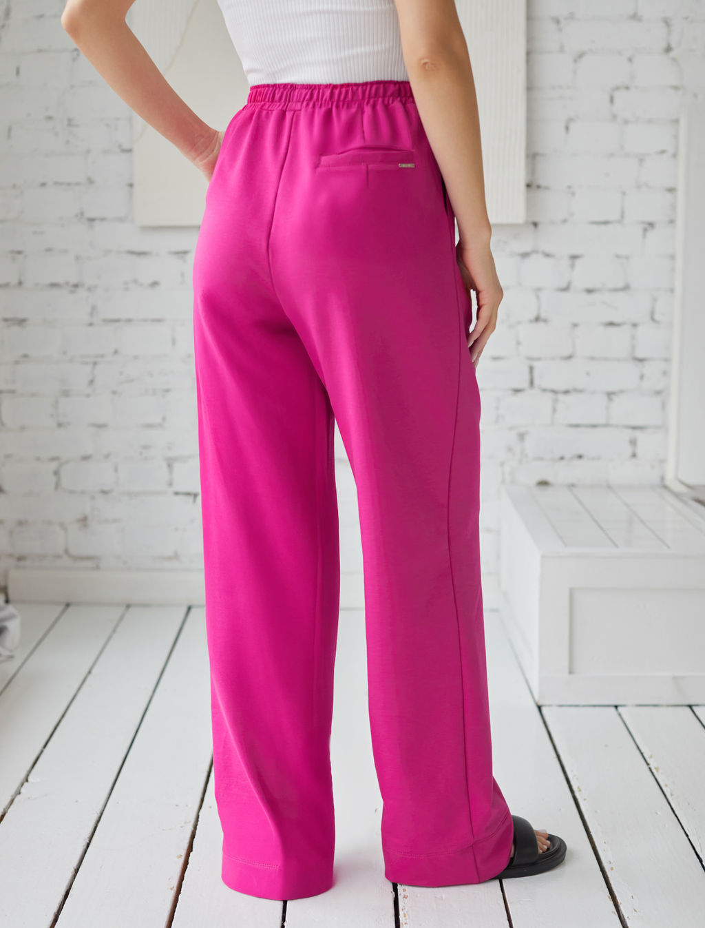 Брюки Vilatte свободные футер-двухнитка фуксия  фото 4