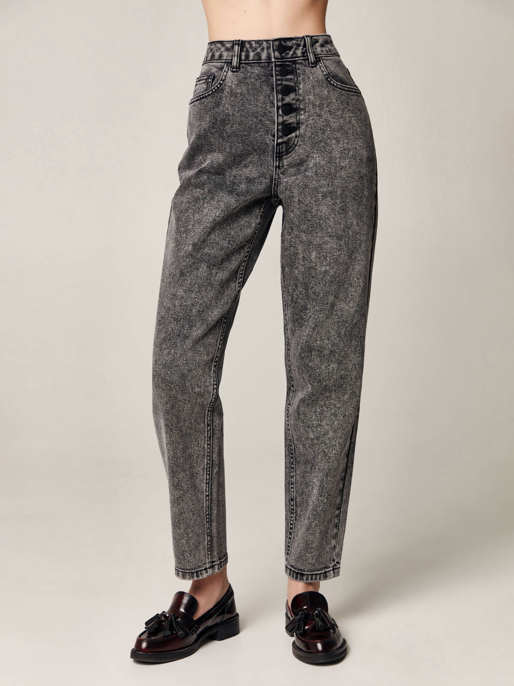 CONTE CON-518 Джинсы mom на пуговицах acid grey