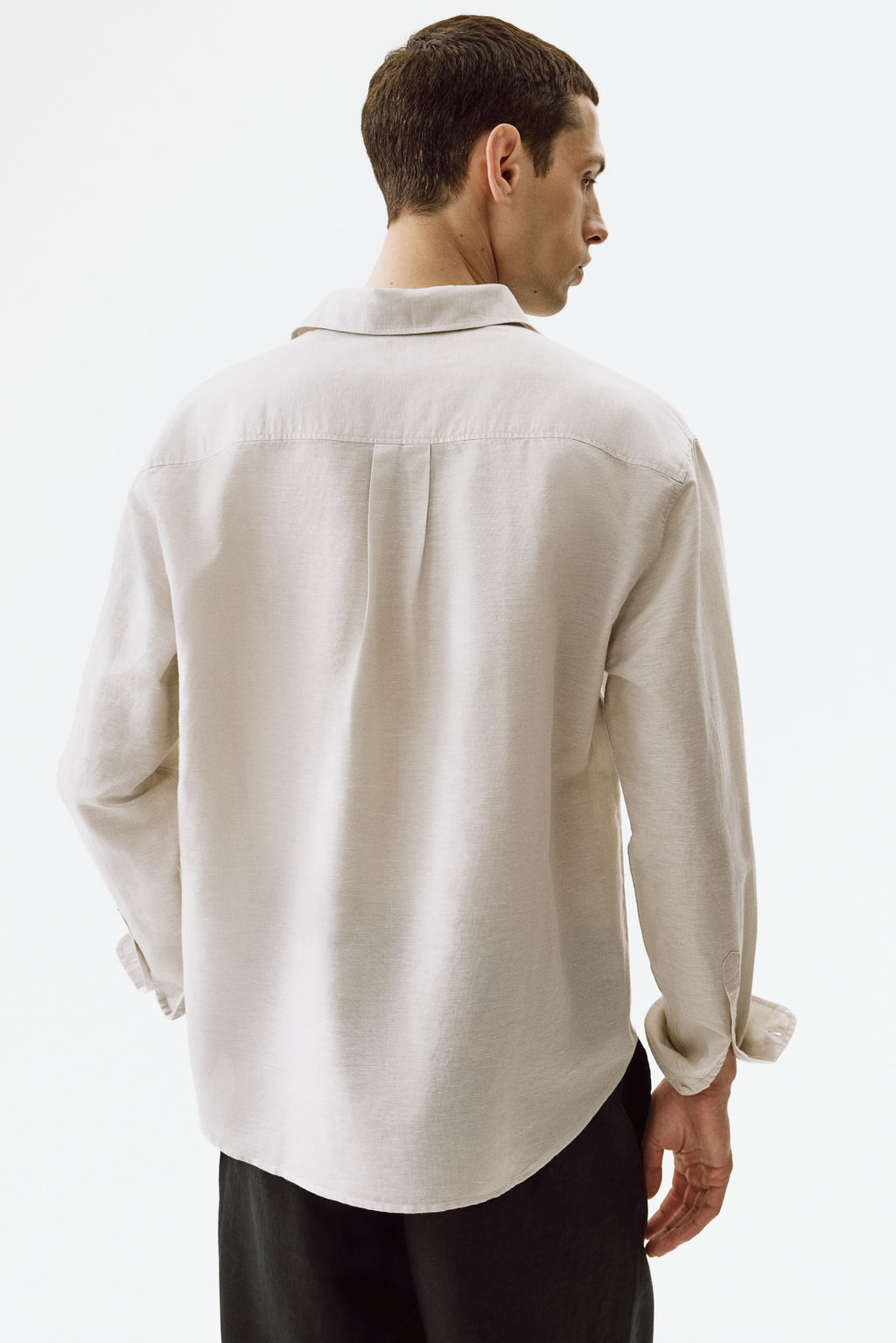 Camisa en mezcla de lino Relaxed Fit - H&m фото 10