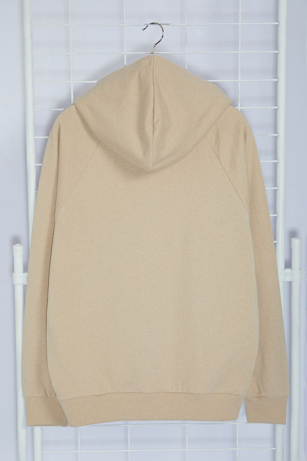 TRENDYOL MAN Bej Unisex Oversize/Genis Kesim Reglan Kol Sloganl? Kapusonlu Sweatshirt TMNAW25SW00156 - Trendyolmilla фото 18