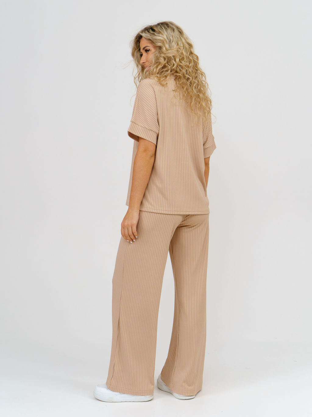 896 Костюм "Бежевый"