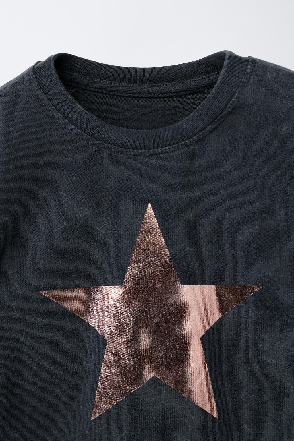 CAMISETA ESTRELLAS BRILLO / Negro - Zara фото 3