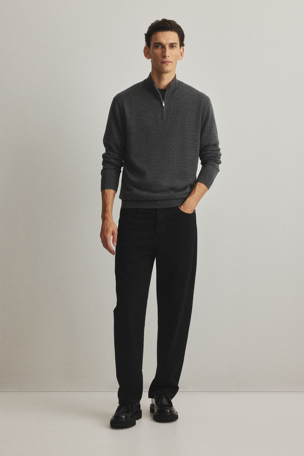 Jersey en lana merino con cremallera Regular Fit - H&m фото 4
