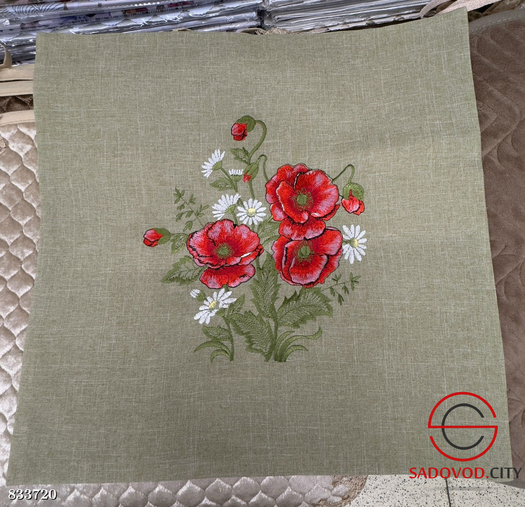 Наволочка с вышивкой из льна