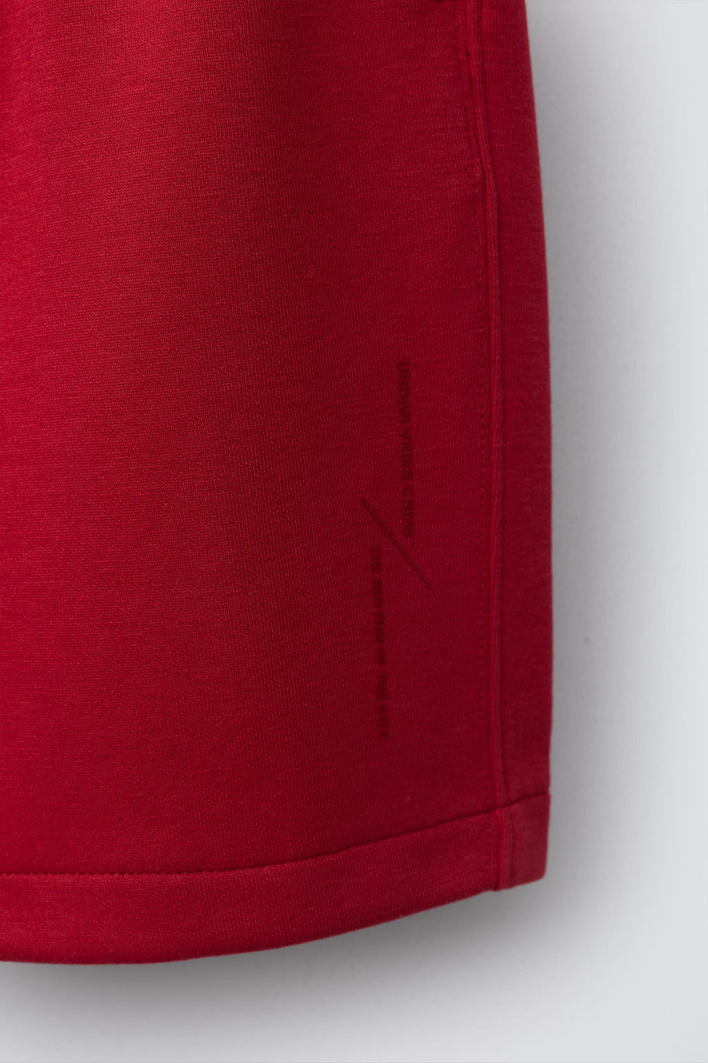 CONJUNTO CAMISETA Y BERMUDA INTERLOCK / Rojo - Zara фото 8