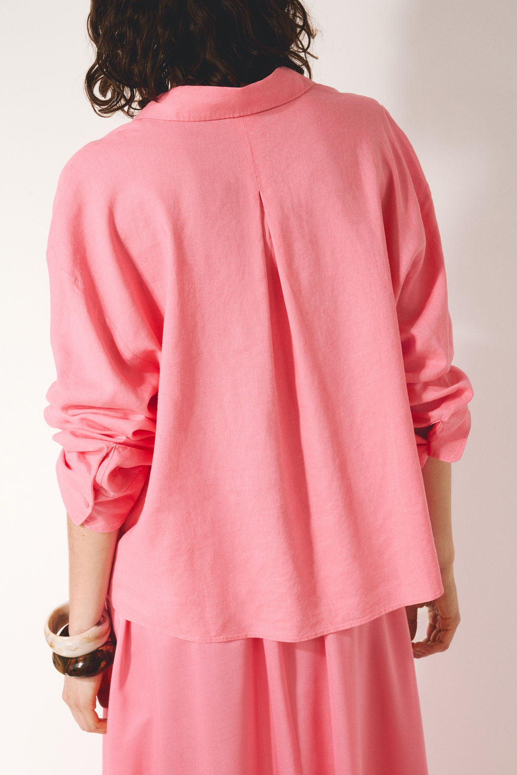 Camisa en mezcla de lino - H&m фото 5