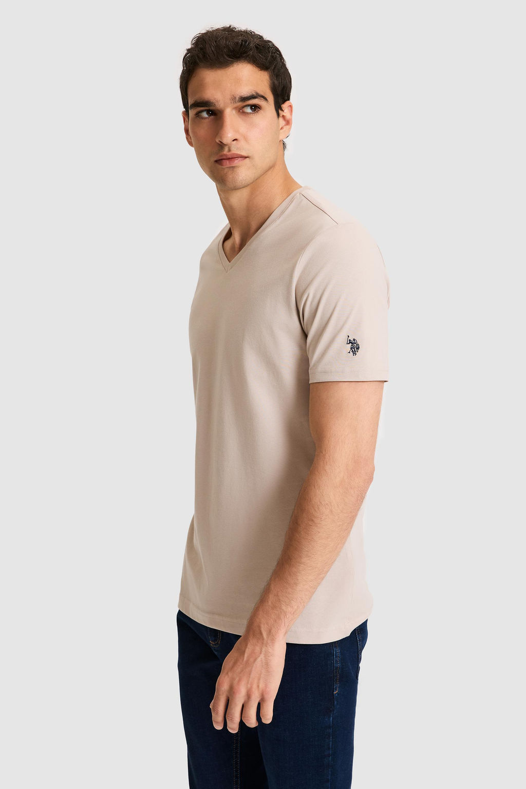 Erkek Regular Fit V Yaka Ta_ Basic Ti__rt