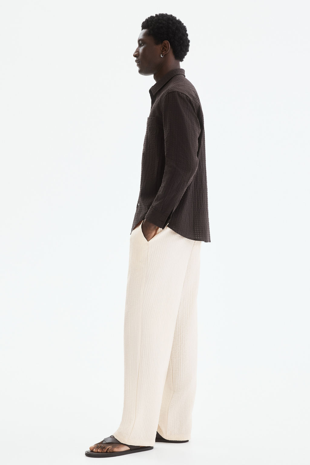 Pantal?n texturizado Relaxed Fit - H&m фото 10