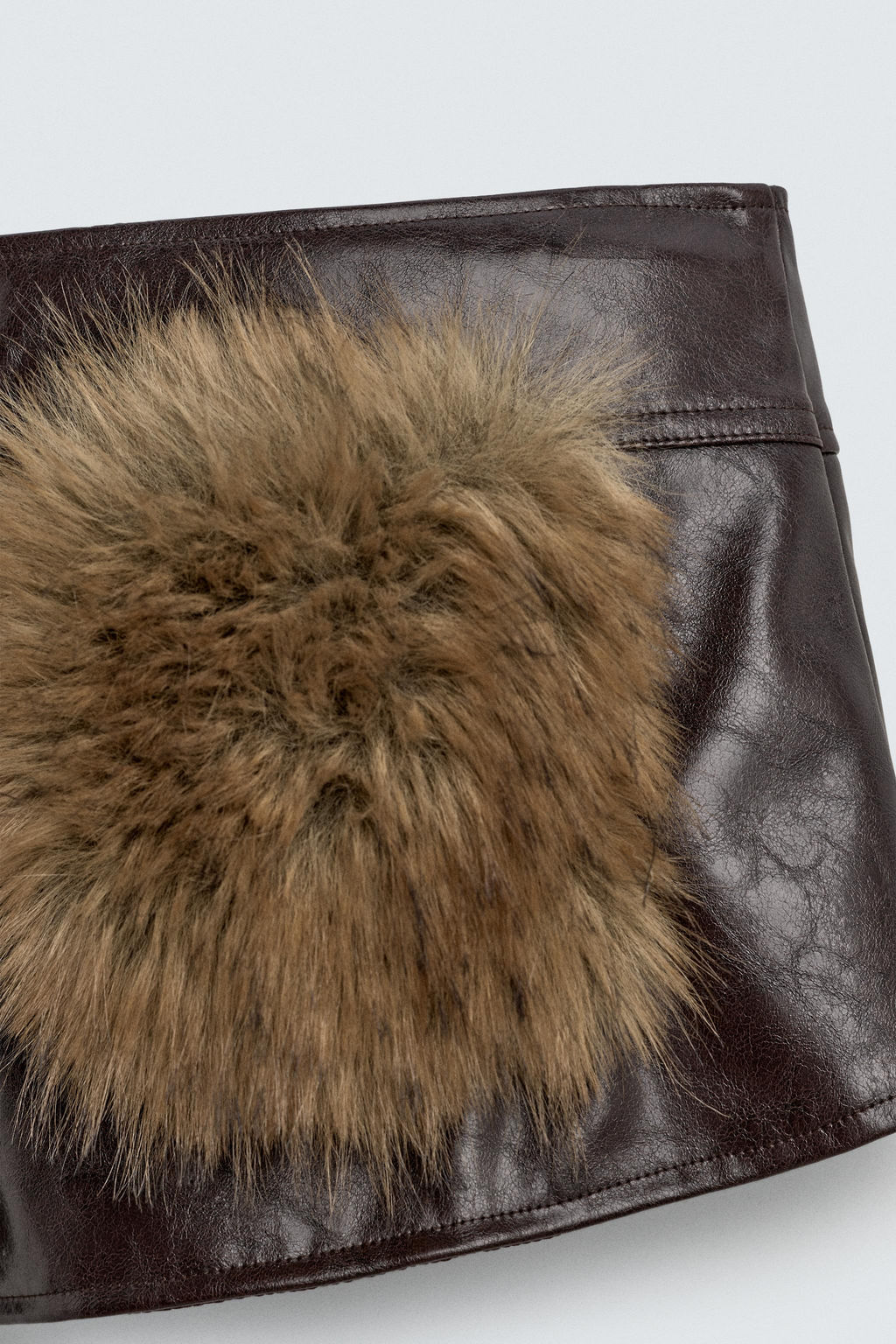 HARRY LAMBERT FOR ZARA X DISNEY COMBINED LEATHER EFFECT MINI SHORTS фото 6