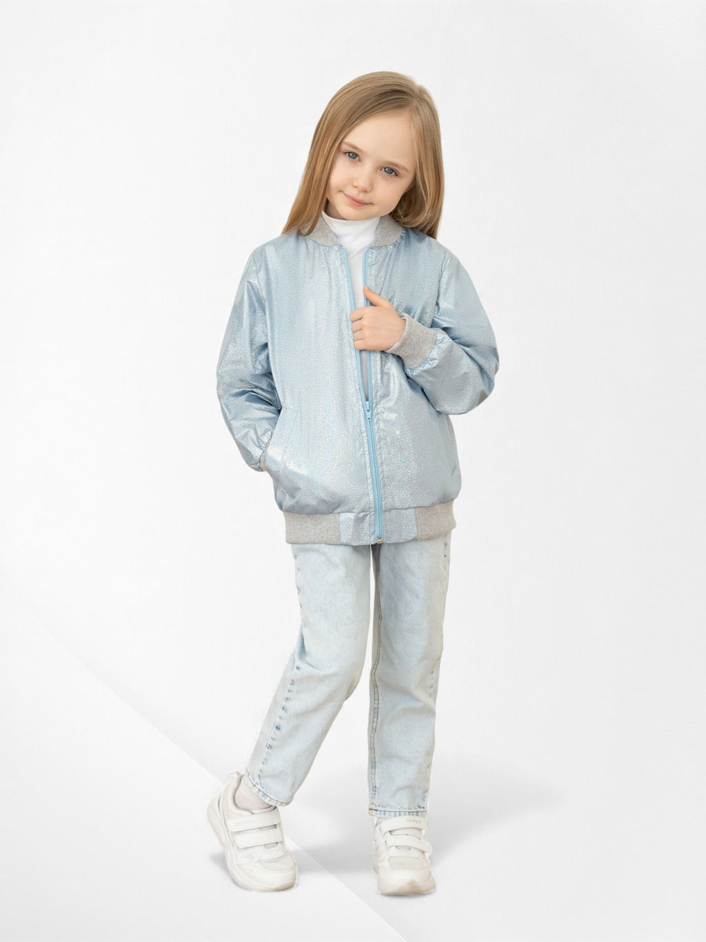 Ветровка детская голубая