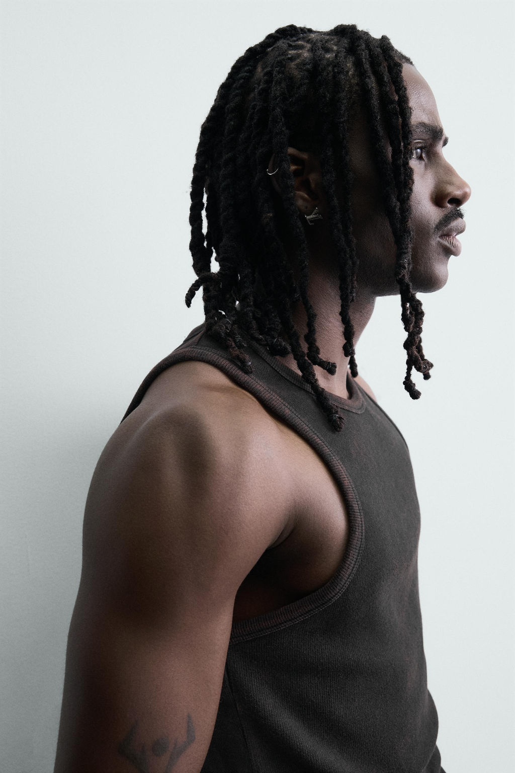 CAMISETA TANK RIB LAVADO / Marr?n oscuro - Zara фото 6