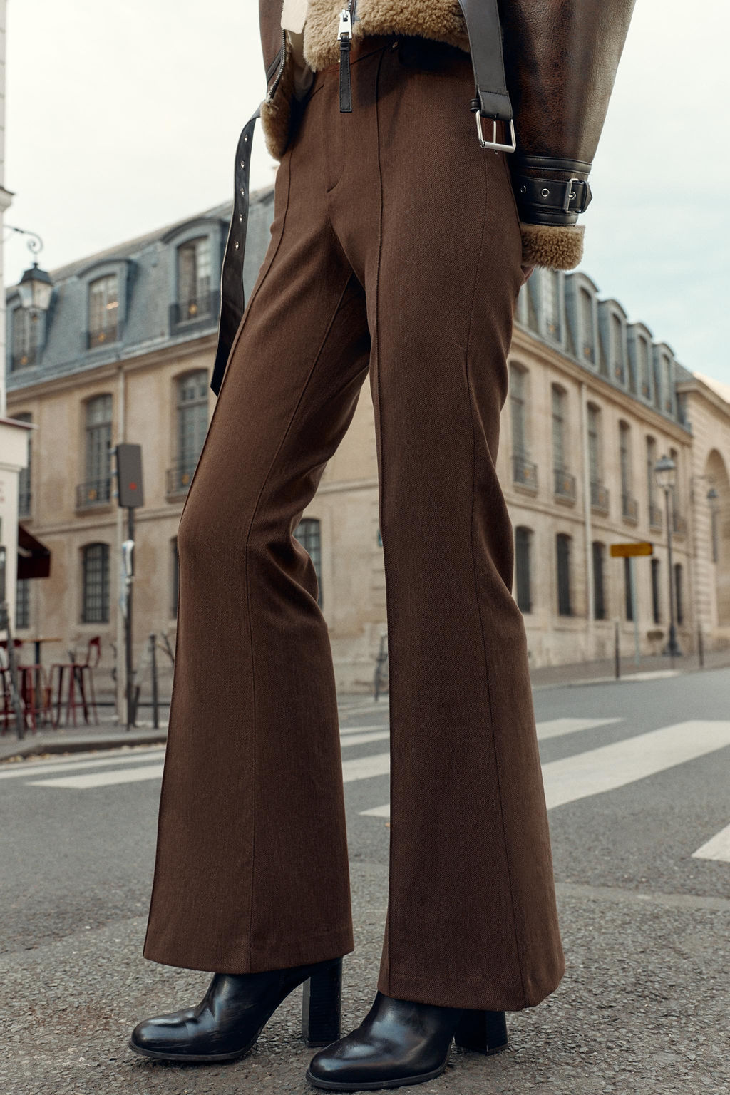 HIGH-WAIST FLARE TROUSERS - Zara фото 2