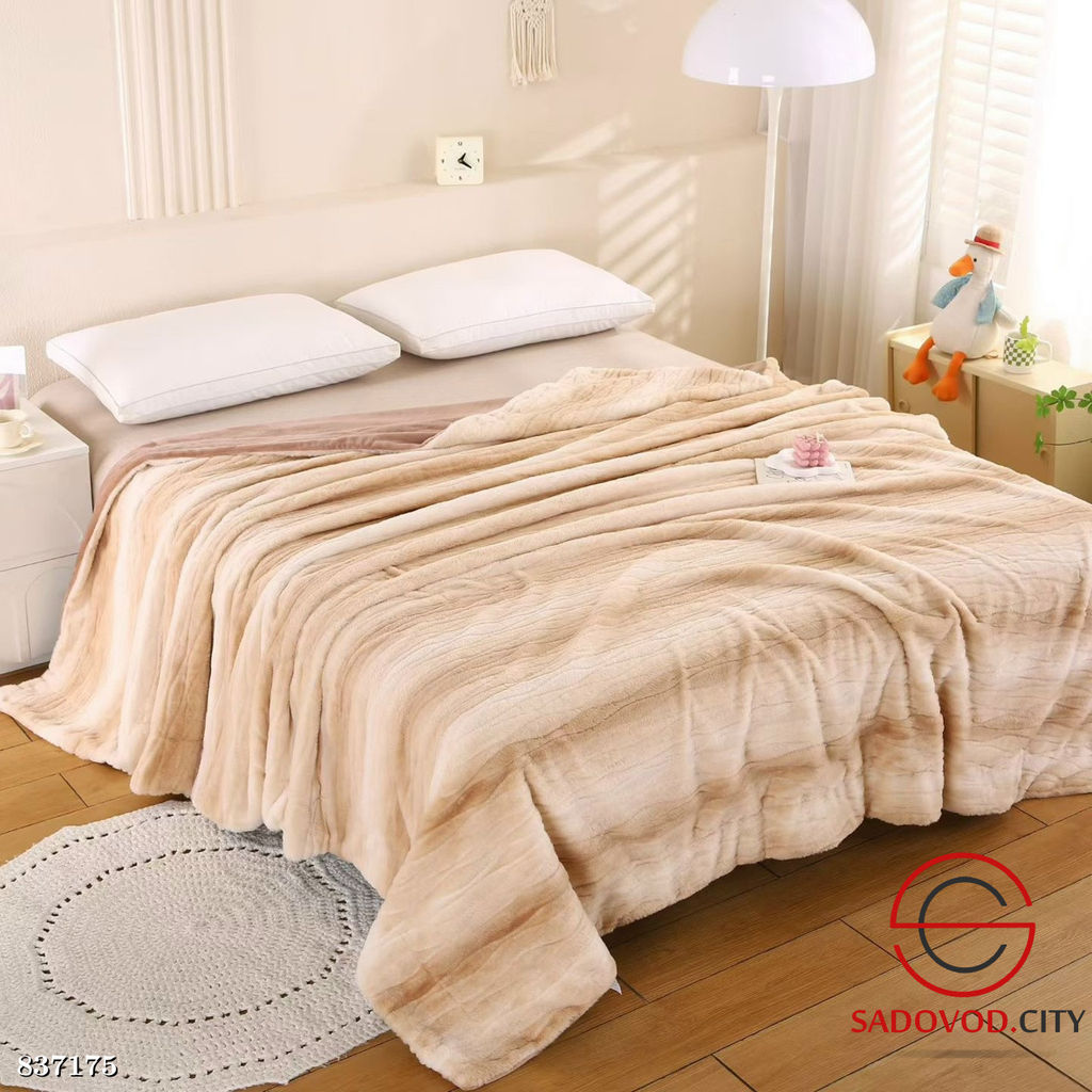 Плед на кровать из норковой нити