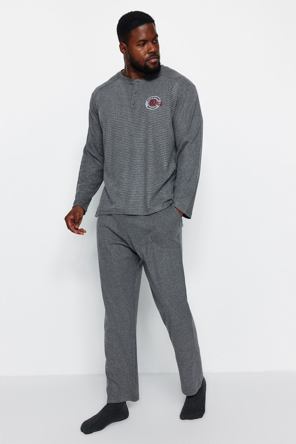 TRENDYOL MAN Fume Regular Fit Orme Buyuk Beden Pijama Tak?m? TMNAW24AI00002 - Trendyolmilla фото 6