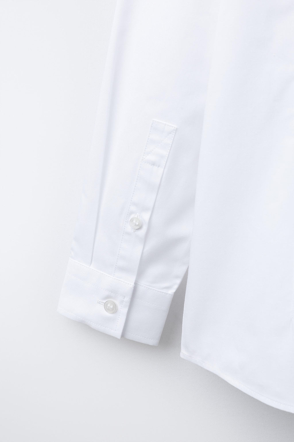 DETACHABLE SATIN BOW TIE SHIRT - Zara фото 5