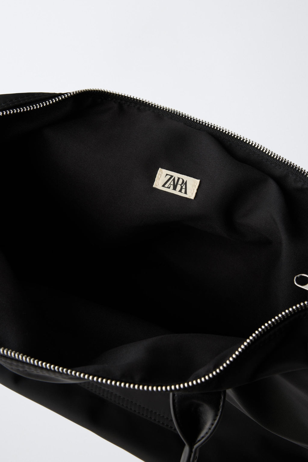NYLON TOTE BAG WITH BEAR CHARM - Zara фото 4