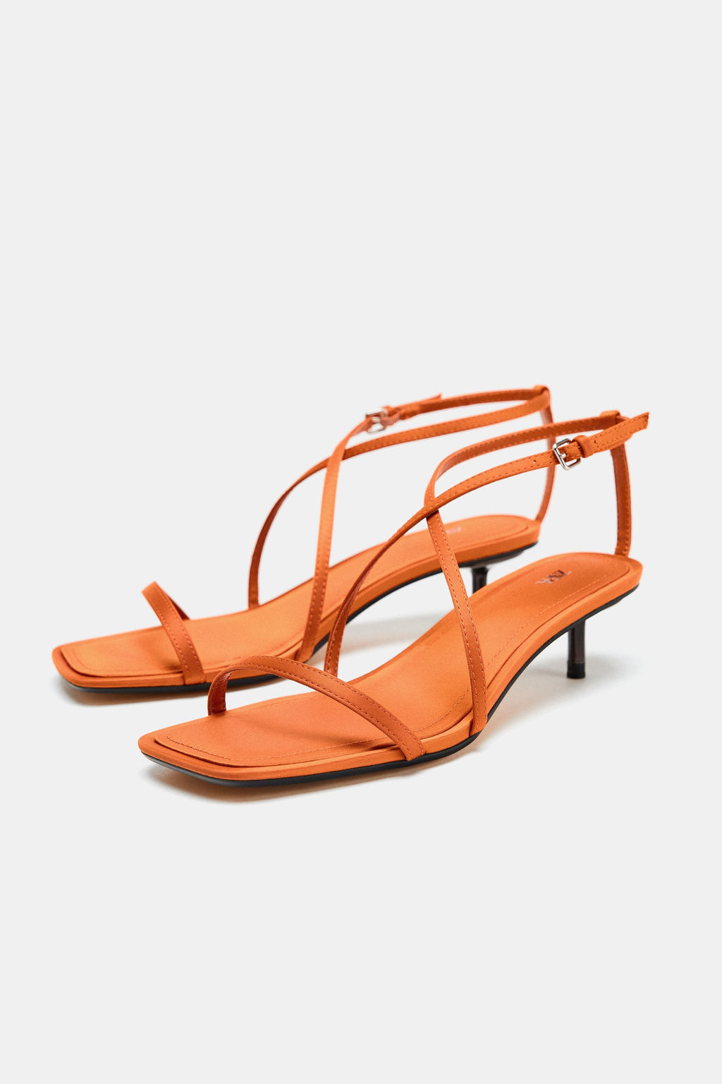 SATIN-EFFECT CROSSOVER STRAP SANDALS - Zara фото 16