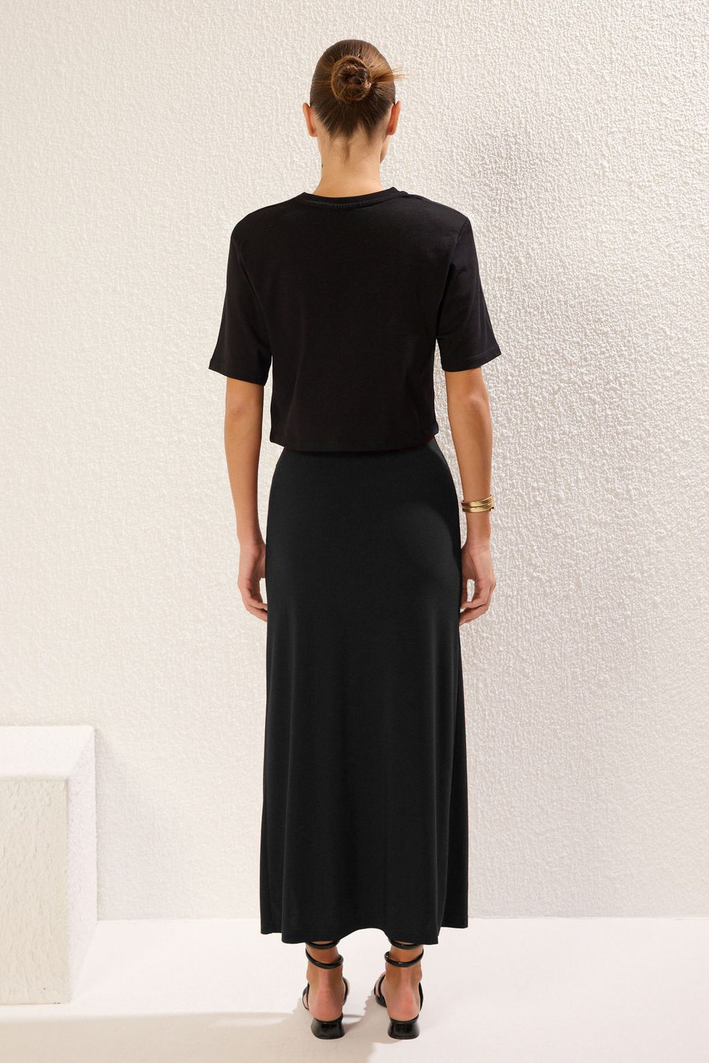 TRENDYOLMILLA Siyah A-line/Can Ac?lan Y?rtmacl? Esnek Maxi Orme Etek TWOSS25ET00041  фото 10