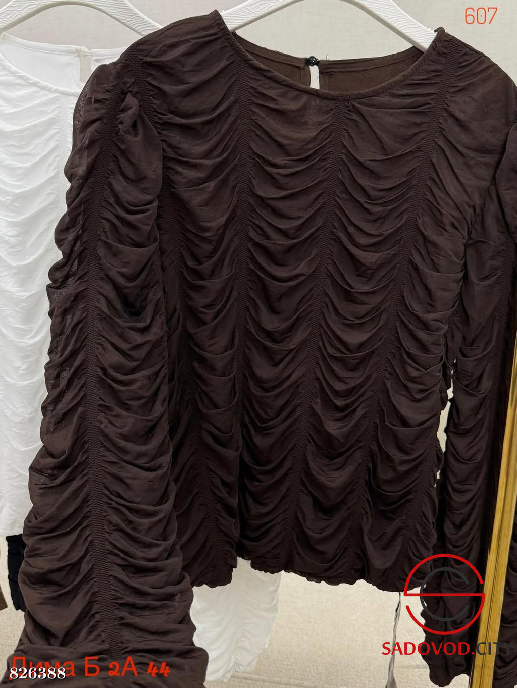 Женская нарядная блузка