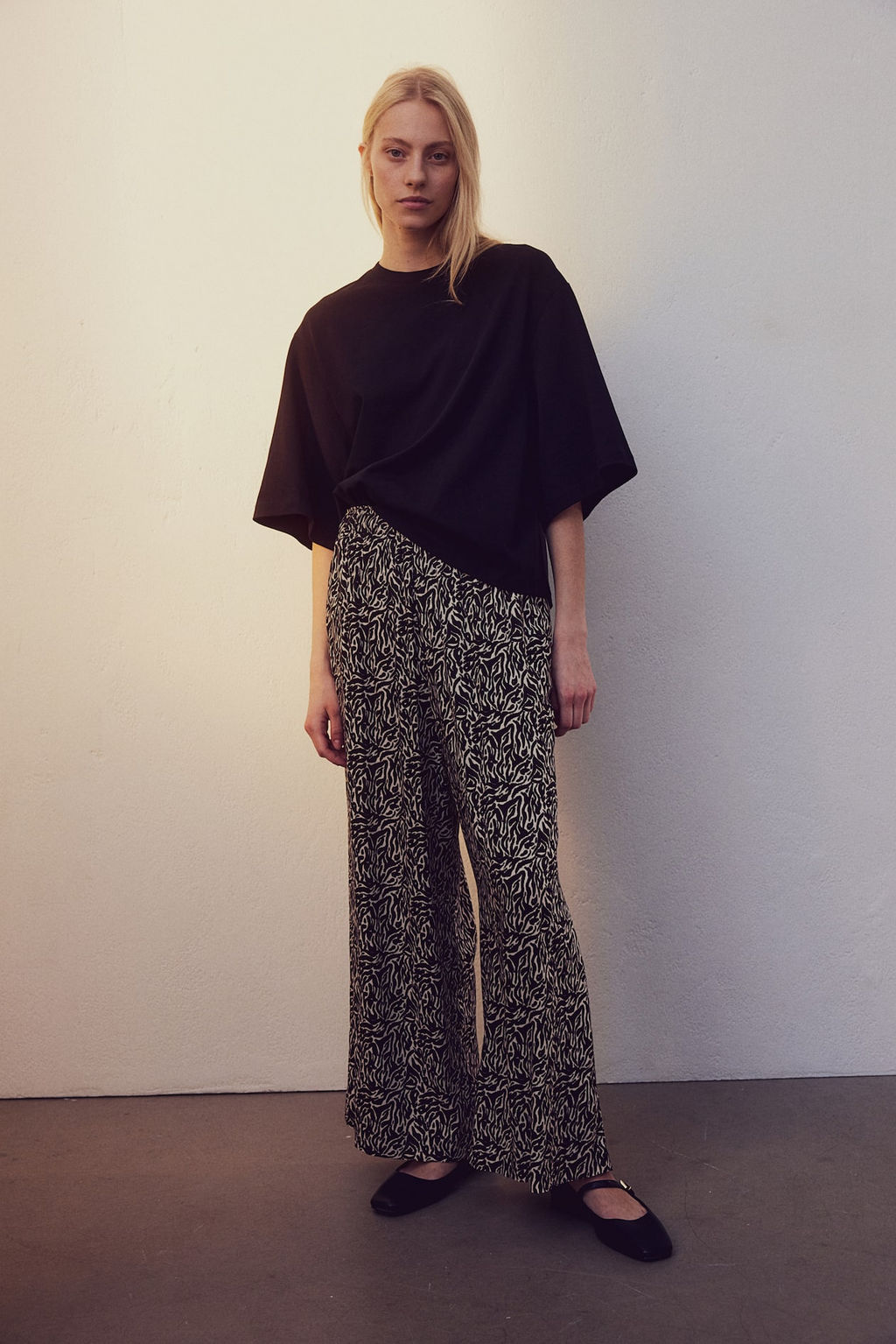 Pantalon tobillero sin cierre - H&m фото 7