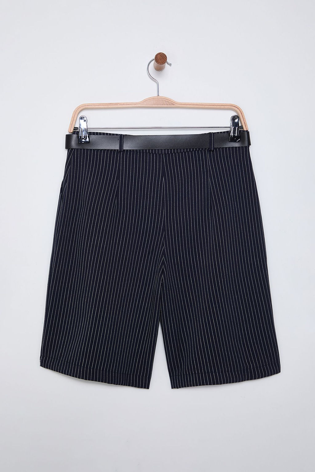 Lacivert Kemerli Cizgili Diz Boy City Dokuma Sort & Bermuda TWOSS25SR00024 - Trendyolmilla фото 10