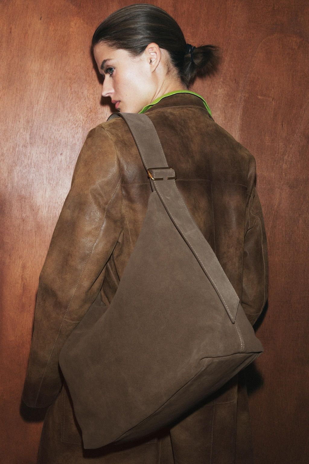 MAXI LEATHER BUCKET BAG WITH RING DETAIL - Zara фото 8