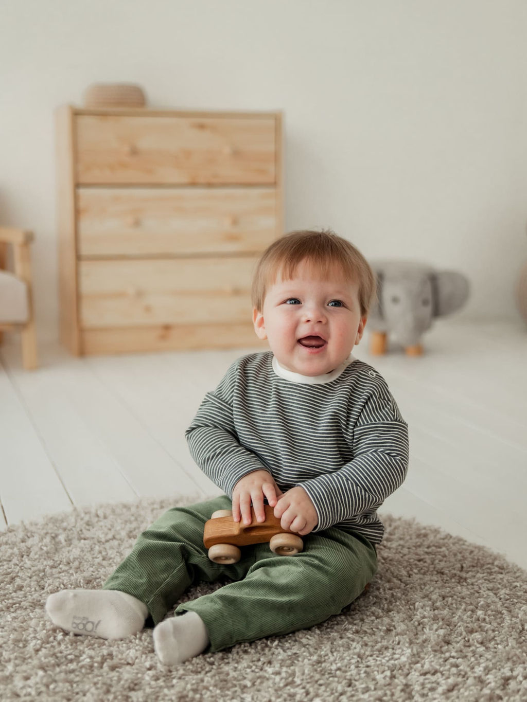 Брюки вельветовые "Олива" 0+