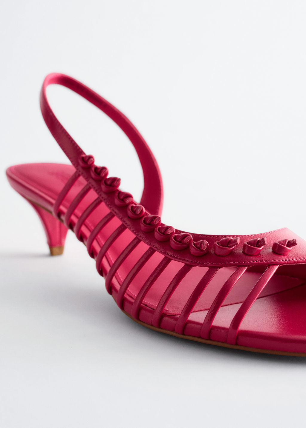Sandalias de piel con tiras - H&m фото 2