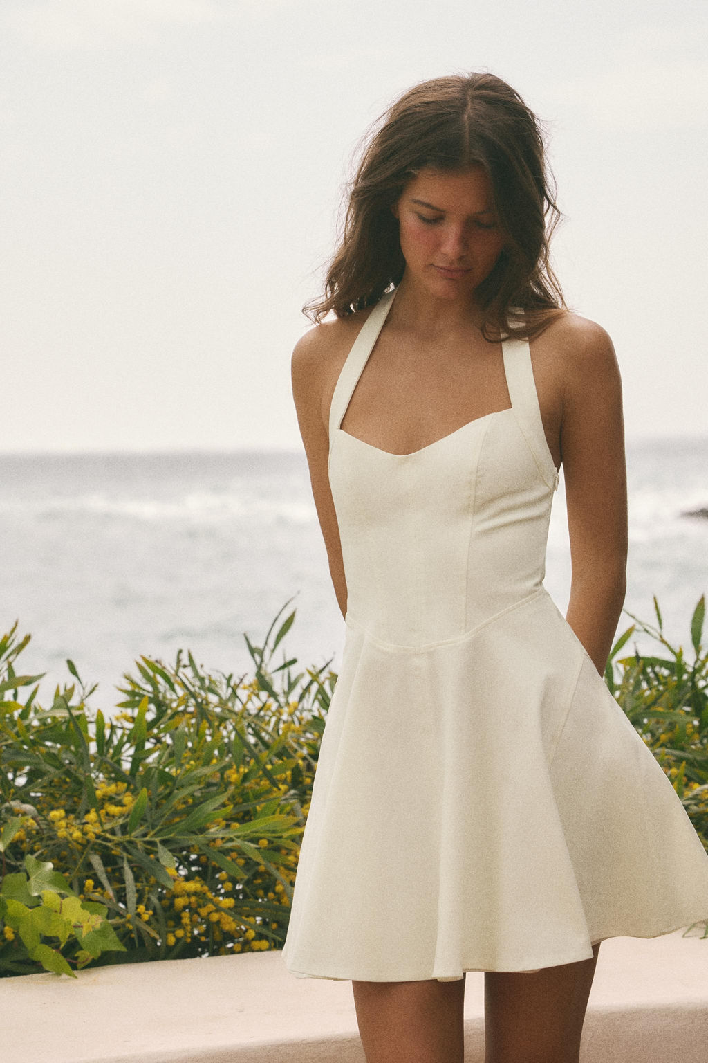 VESTIDO HALTER VUELO / Blanco roto - Zara фото 6