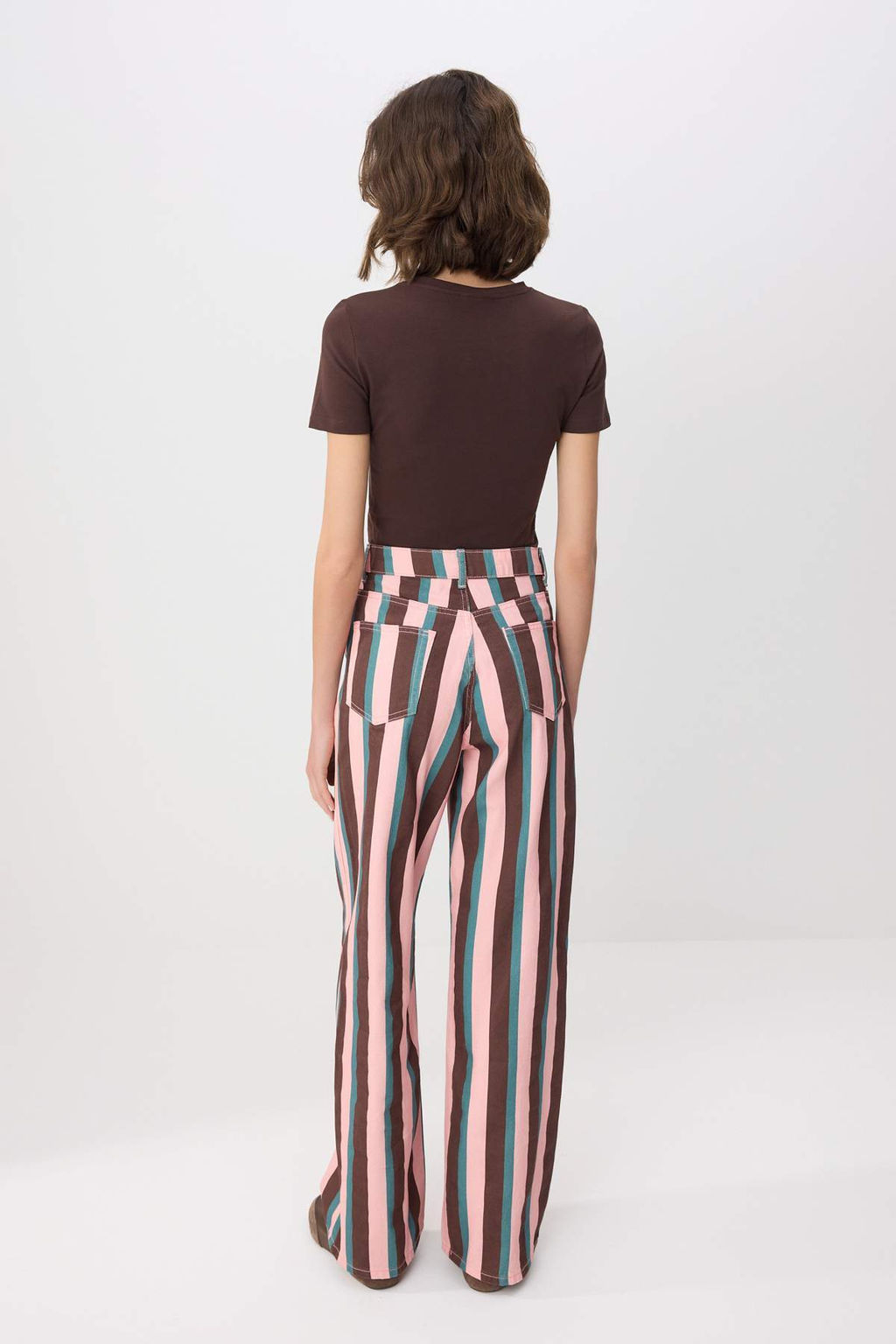 Cok Renkli Cizgili Yuksek Bel Wide Leg Jeans TWOSS26JE00342 - Trendyolmilla фото 4