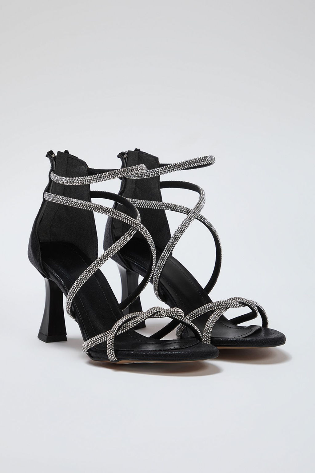 Siyah Tasl? Arkadan Fermuarl? Kad?n 8 cm Ince Topuklu Kad?n Abiye Topuklu Ayakkab? TAKSS25TO00006