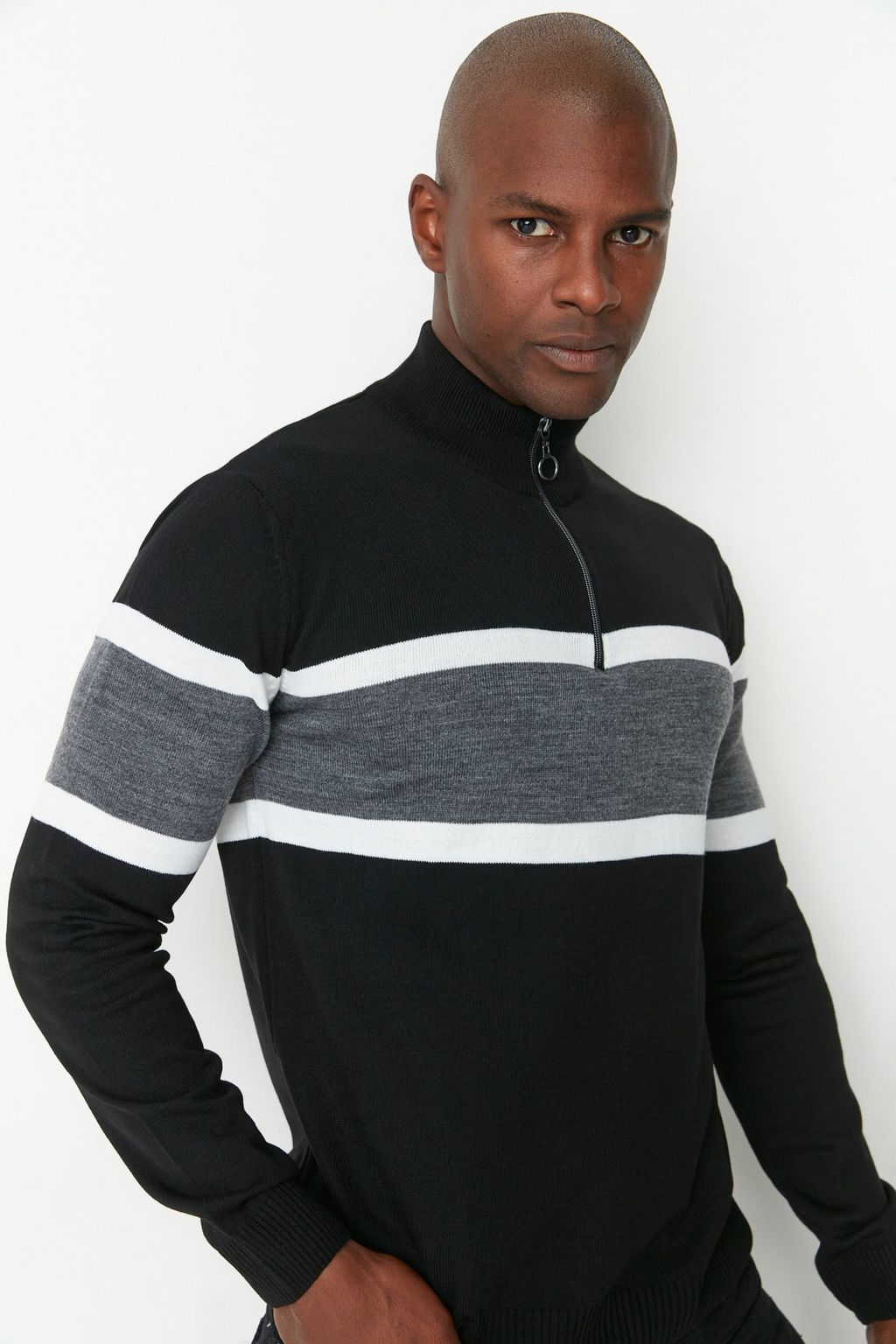 Trendyolmilla Man Siyah Slim Fit Dar Kesim Yar?m Bal?kc? Fermuarl? Renk Bloklu Kazak TMNAW20MG0022  фото 3