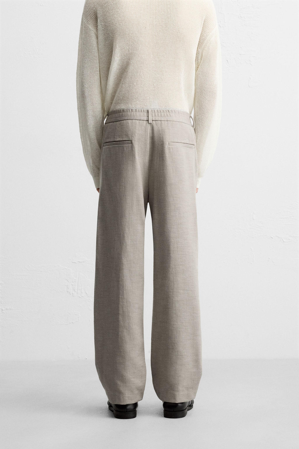 TEXTURED REGULAR FIT TROUSERS - Zara фото 3