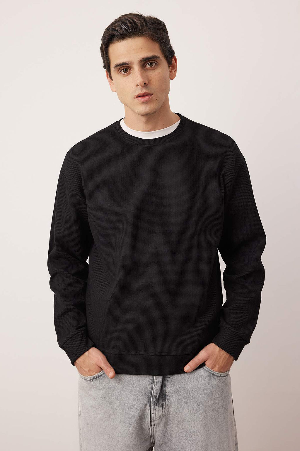 Siyah - Haki Yeni Oversize/Genis Kal?p 2li Paket Dokulu Waffle Sweatshirt TMNAW26SW00028 - Trendyolmilla фото 2