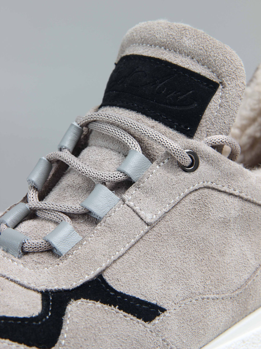 Кроссовки 150.maskgr. каменный замша/Мех