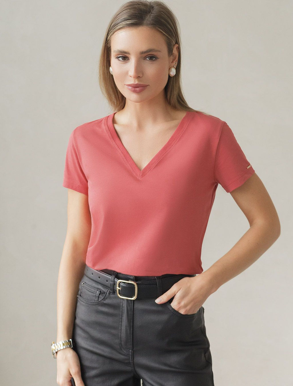 D49.109 Футболка женская терракота