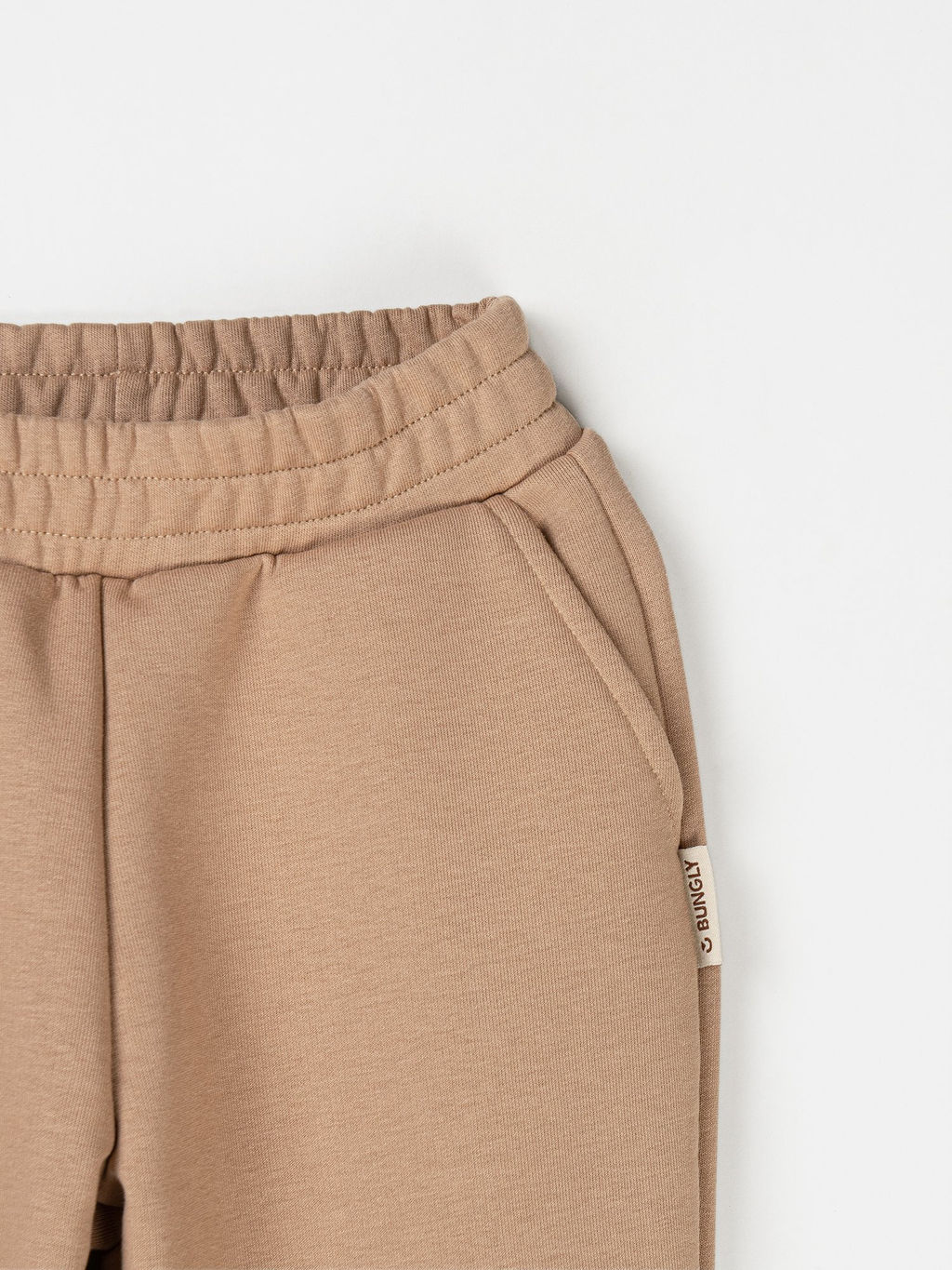 Джоггеры Песок с карманами утепленные без начеса - Bungly фото 4
