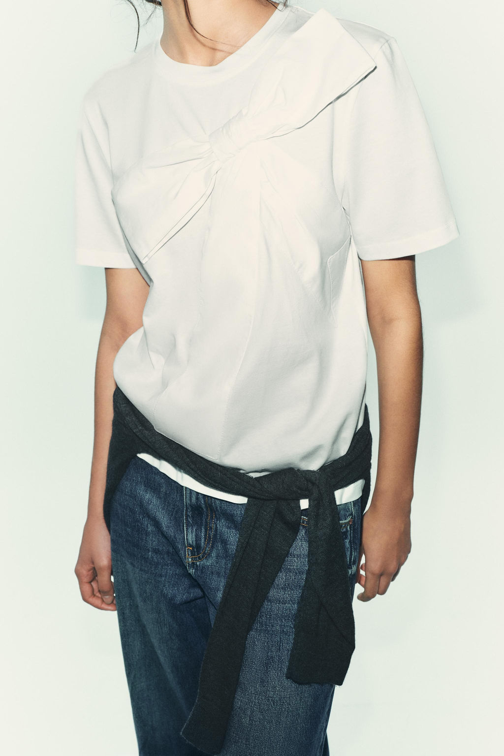 T-SHIRT WITH FRONT BOW - Zara фото 3
