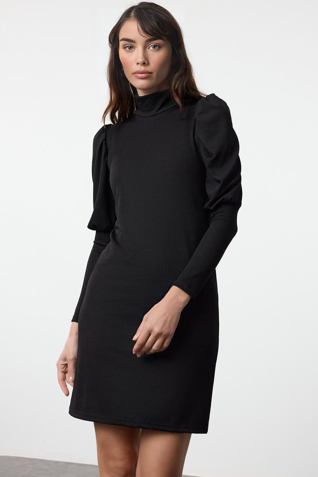 Siyah Fitted/Vucuda Oturan Mini Esnek Orme Elbise TWOAW25EL00357 - Trendyolmilla фото 2