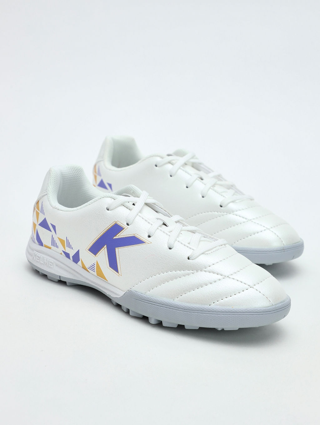 Детские шиповки KELME Childrens Football Shoes (TF) White
