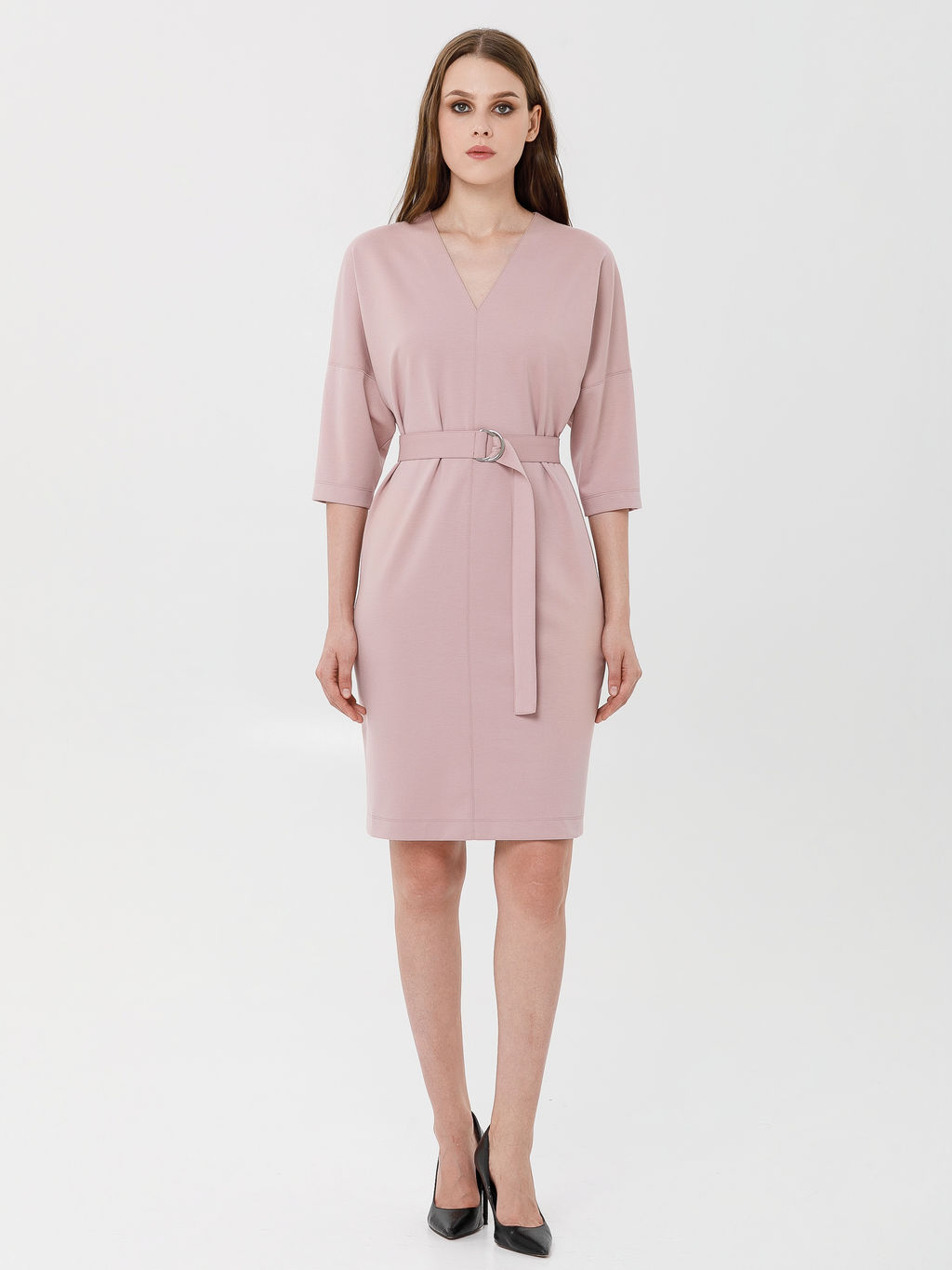 Платье с поясом