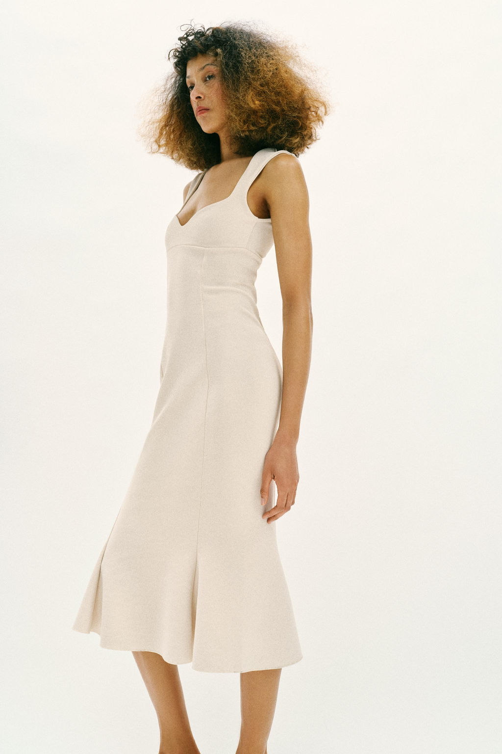 VESTIDO ESCOTE CORAZ?N / Crudo - Zara фото 3