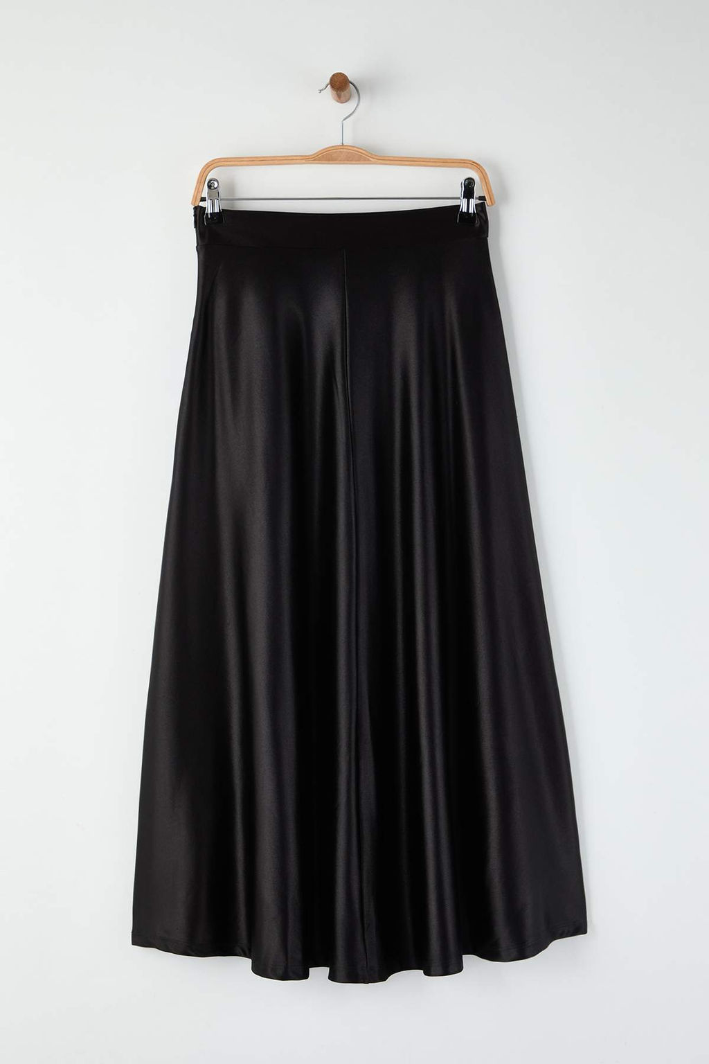 Siyah A Line/Can Form Maxi Saten Orme Etek TWOAW25ET00111