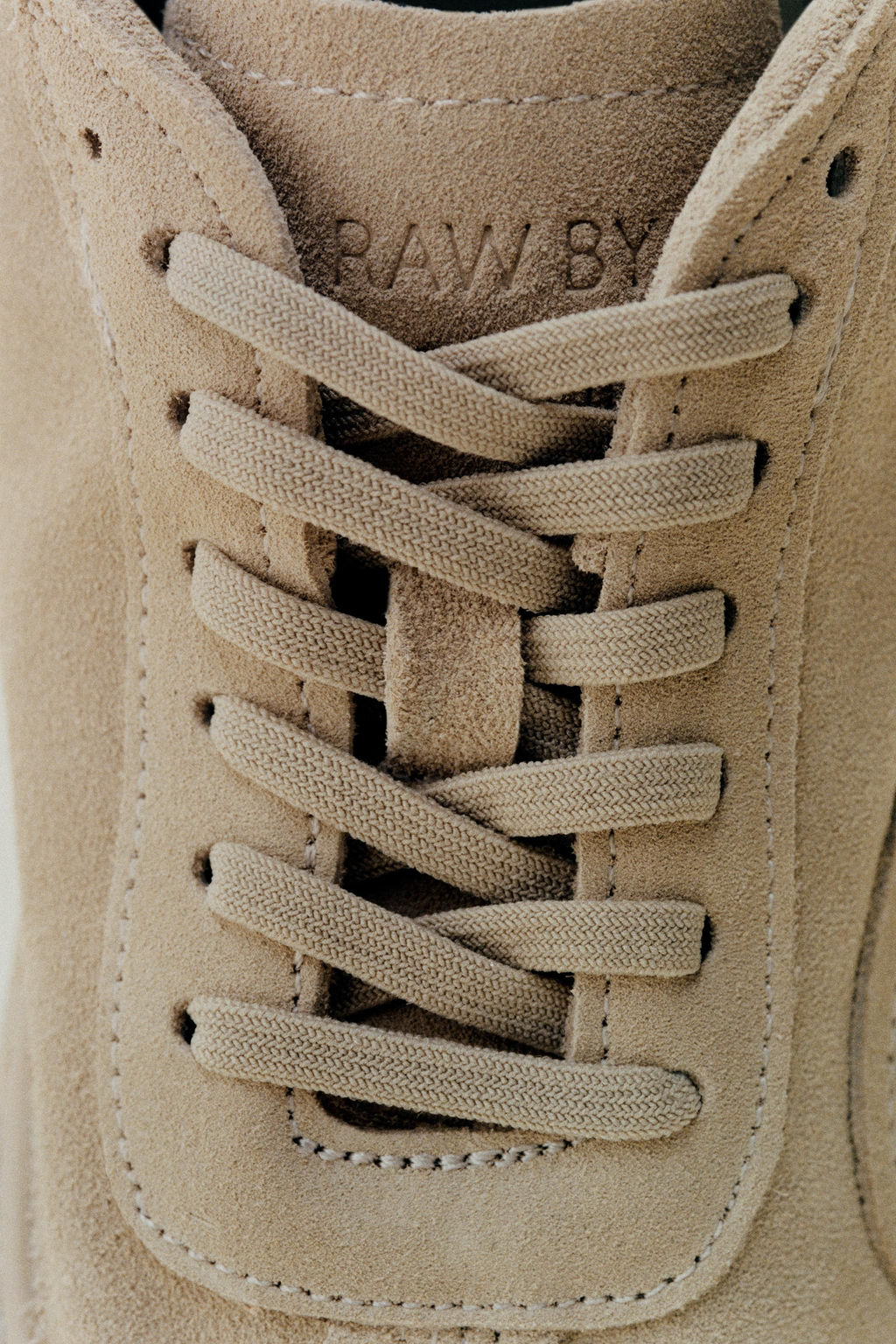 BAMBA BAREFOOT PIEL / Gris Topo