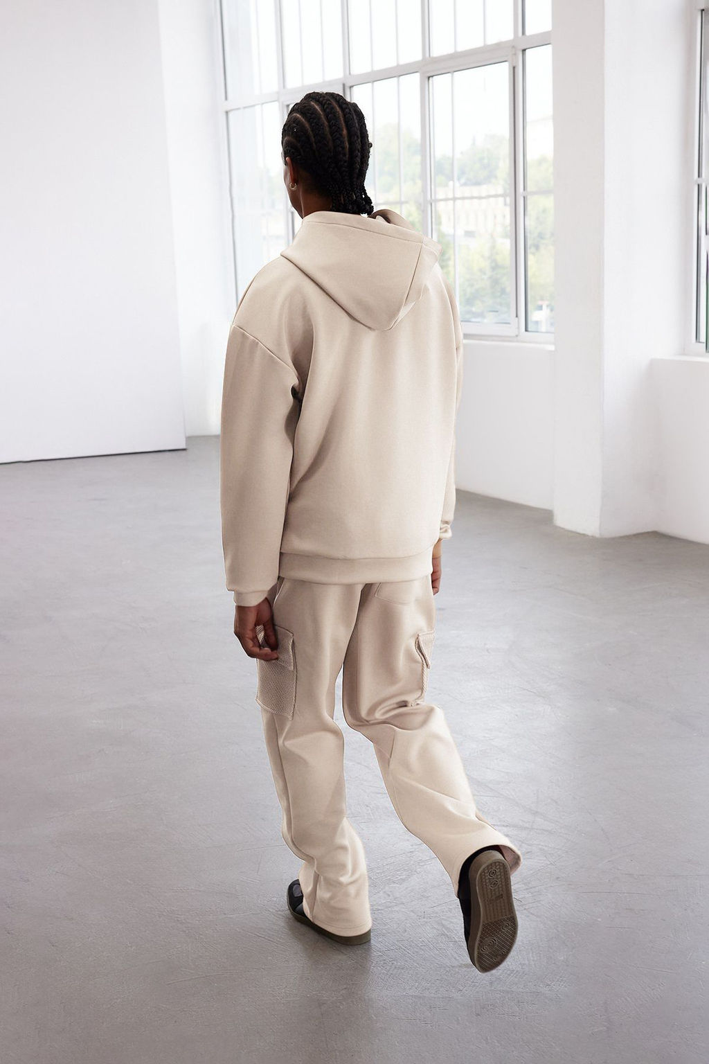 Vizon Oversize/Genis Kesim File Detayl? Kapusonlu Sweatshirt TMNAW25SW00173 - Trendyolmilla фото 3