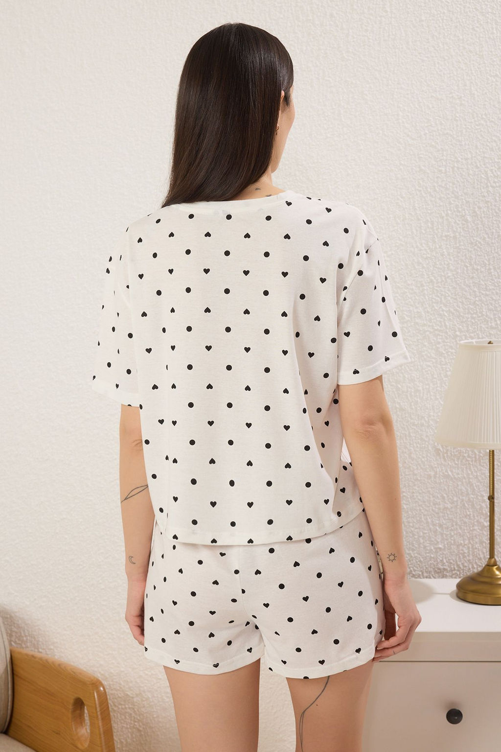 Trendyolmilla Beyaz %100 Pamuklu Kalp Desenli Kedi Bask?l? Sortlu Orme Pijama Tak?m? THMSS25PT00397  фото 4