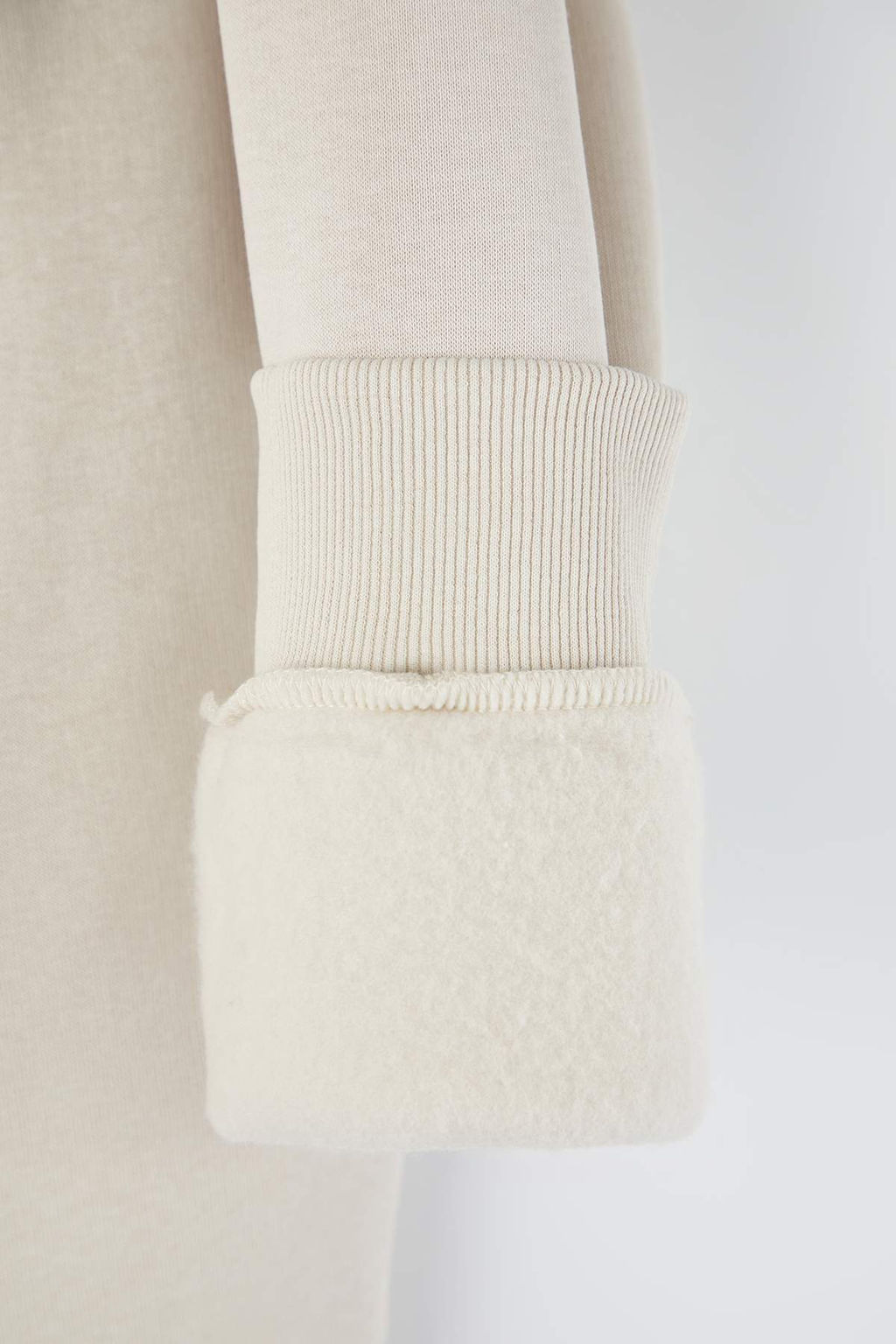 Teen Tas Kal?n Ici Polarl? Oversize Genis Kesim Pankek Bask?l? Orme Sweatshirt TWOAW26SW00156 - Trendyolmilla фото 3