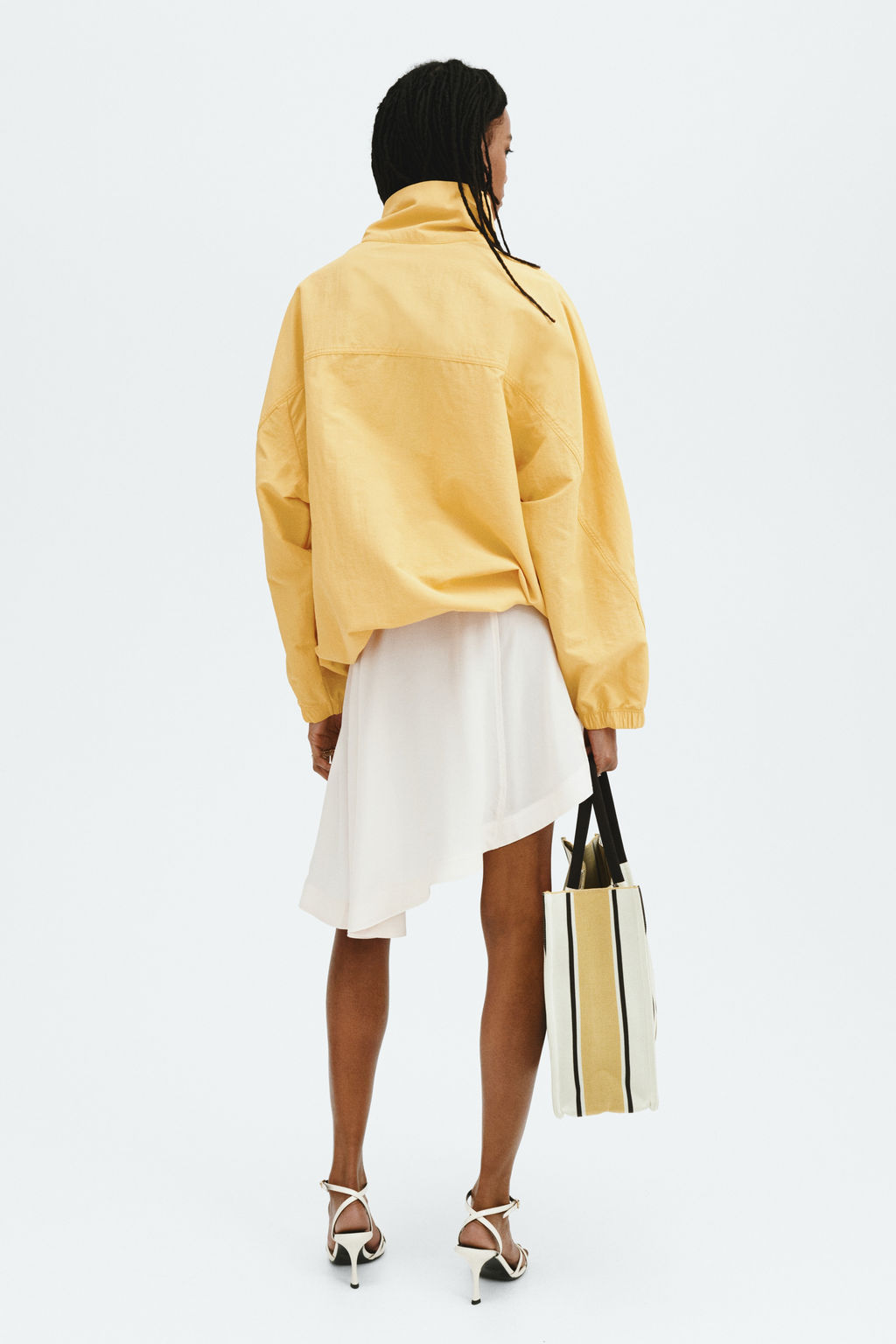 Chaqueta oversize de nailon - H&m фото 6